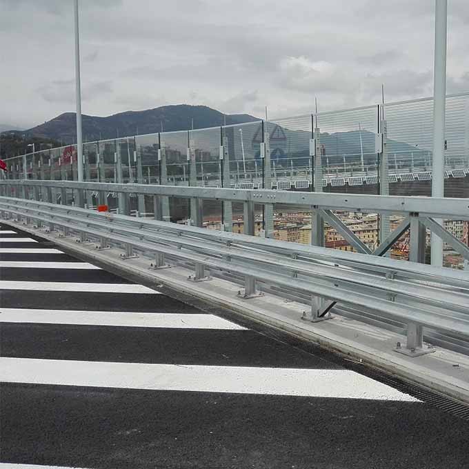 Tubosider-fornitura-di-barriere-metalliche-di-sicurezza-stradale-per-il-Ponte-Genova-San-Giorgio-3 Tubosider-fornitura-di-barriere-metalliche-di-sicurezza-stradale-per-il-Ponte-Genova-San-Giorgio-3
